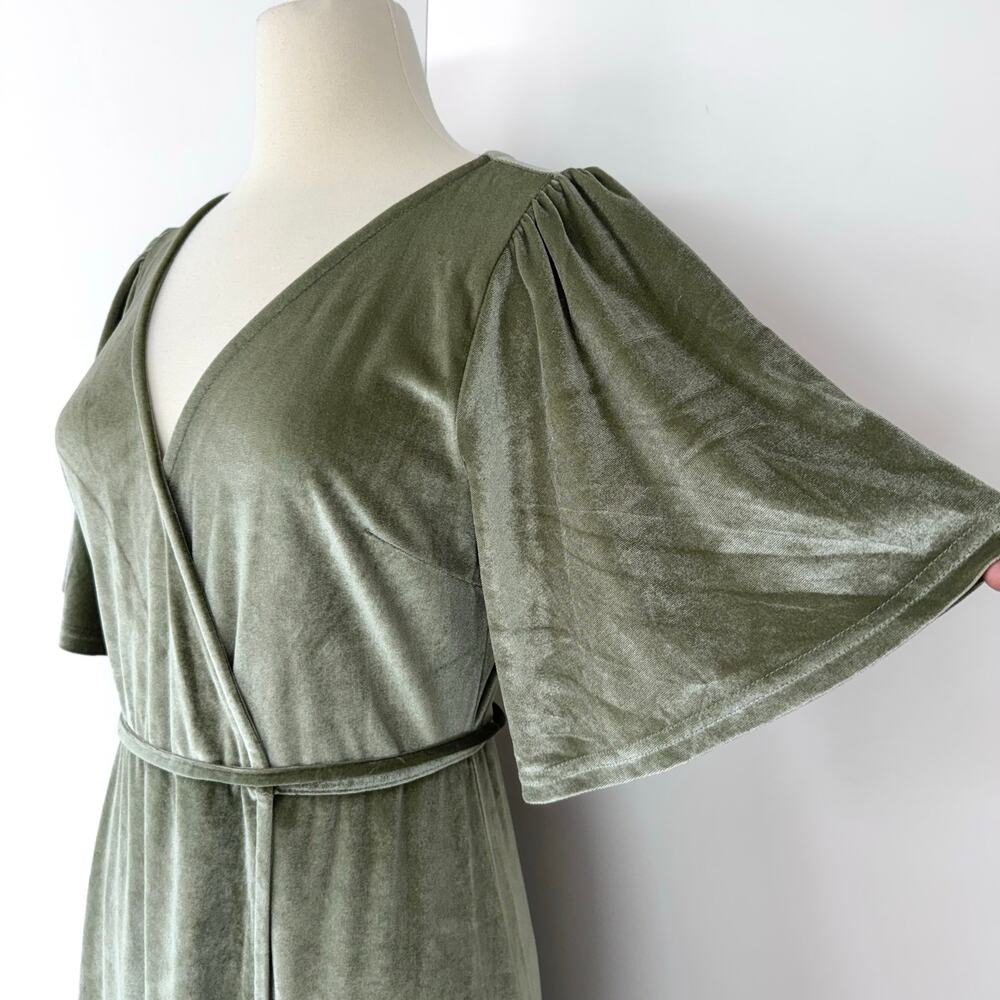 Baltic Born Meghan Velvet Wrap Maxi Dress Sage Green Short Bell Sleeves L NWT - Picture 6 of 13